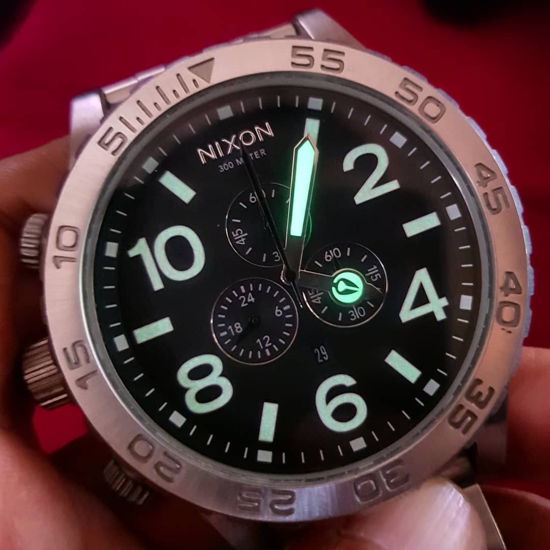 Nixon A083999