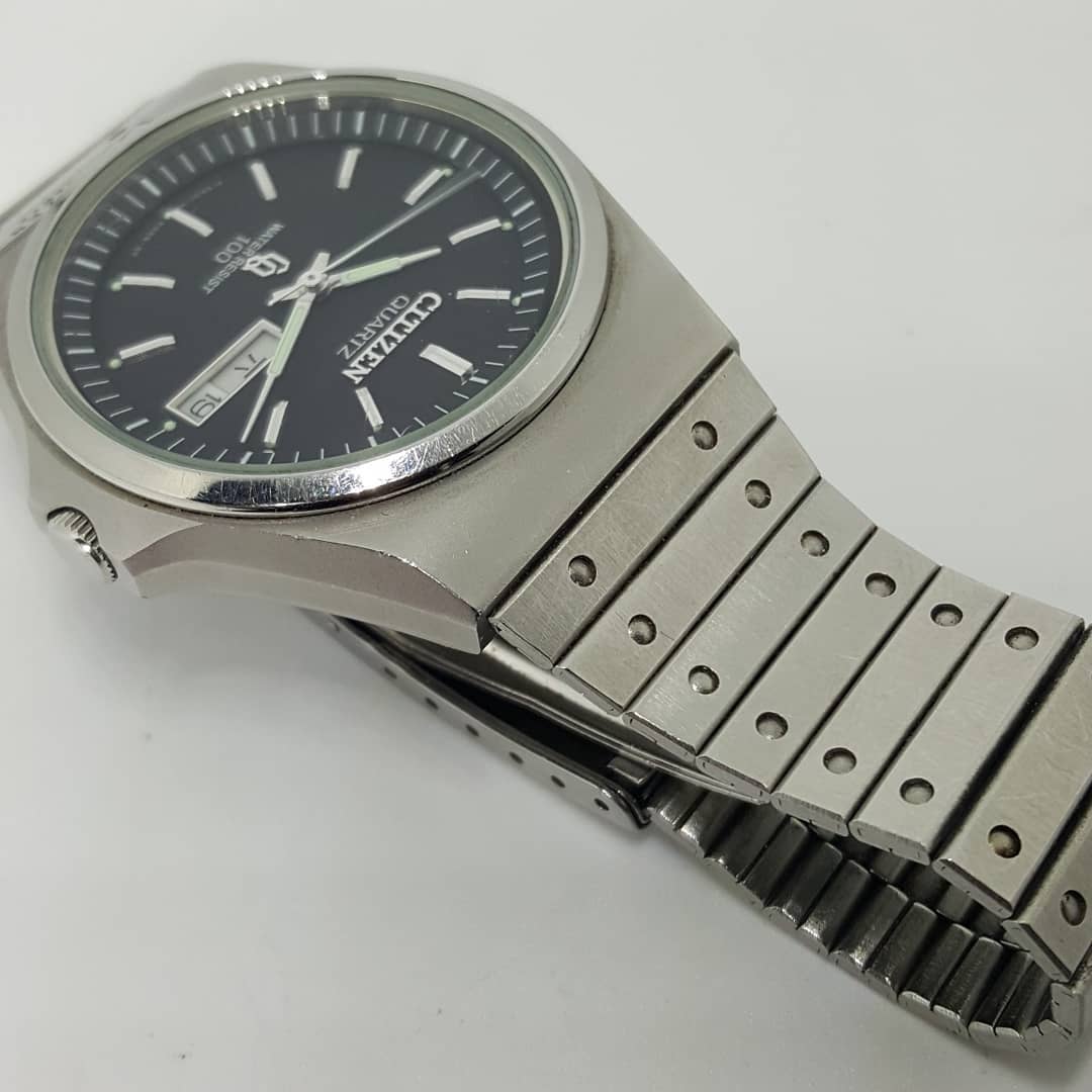 Jam Tangan Citizen Emblem Quartz