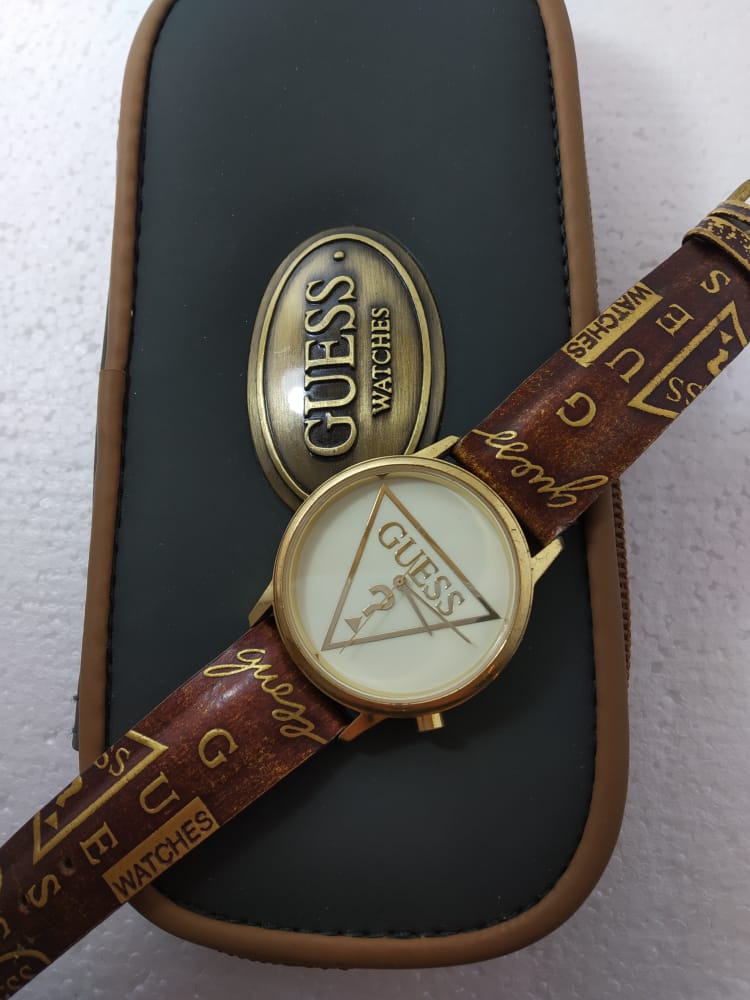 Jam Tangan Guess Inc 1995.