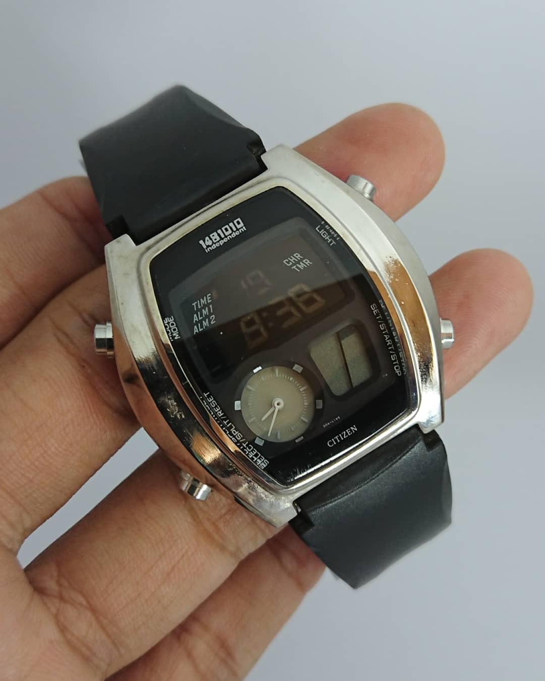 Jam Tangan Citizen anadigi. Independent