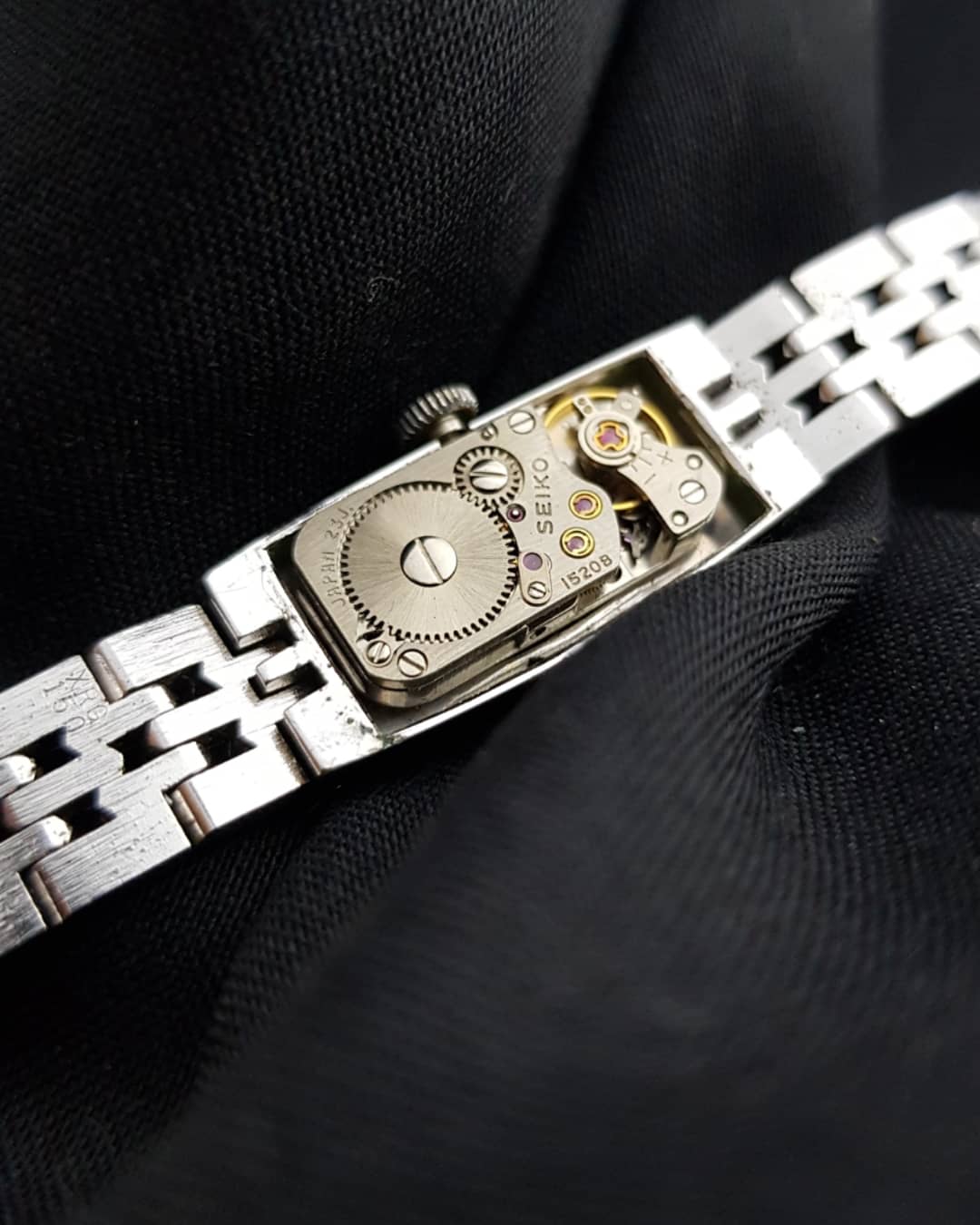 Jam Antik Seiko