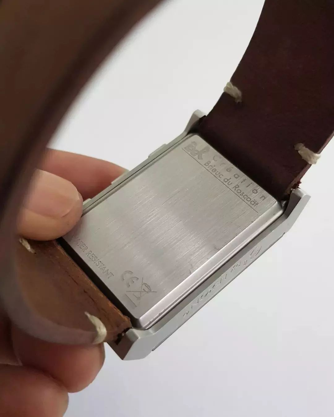 Jam Biner Lexon A8