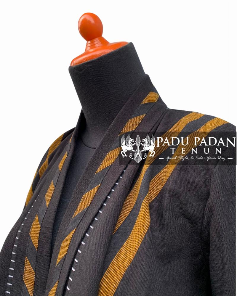 Outer Etnik Tenun Sumba Timur Padu Padan Tenun - by Erwin Yuan